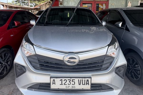 Daihatsu Sigra 1.0 M MT 2025