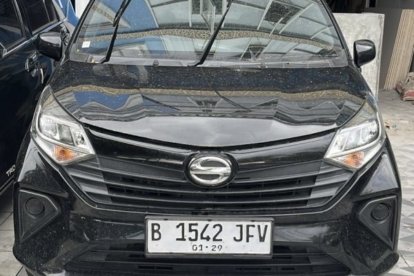 Daihatsu Sigra 1.0 M MT 2023 (B 2433 PZP)